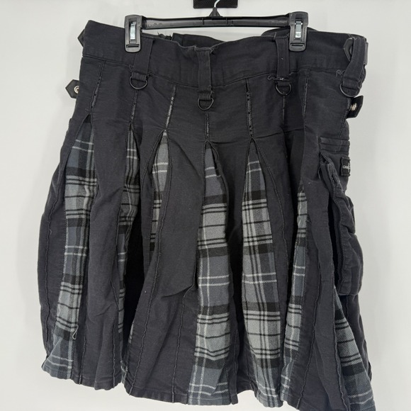 Claymore Highland Apparel Utility Kilt Mens 44 Waist Black Plaid Size 51 - Picture 1 of 5